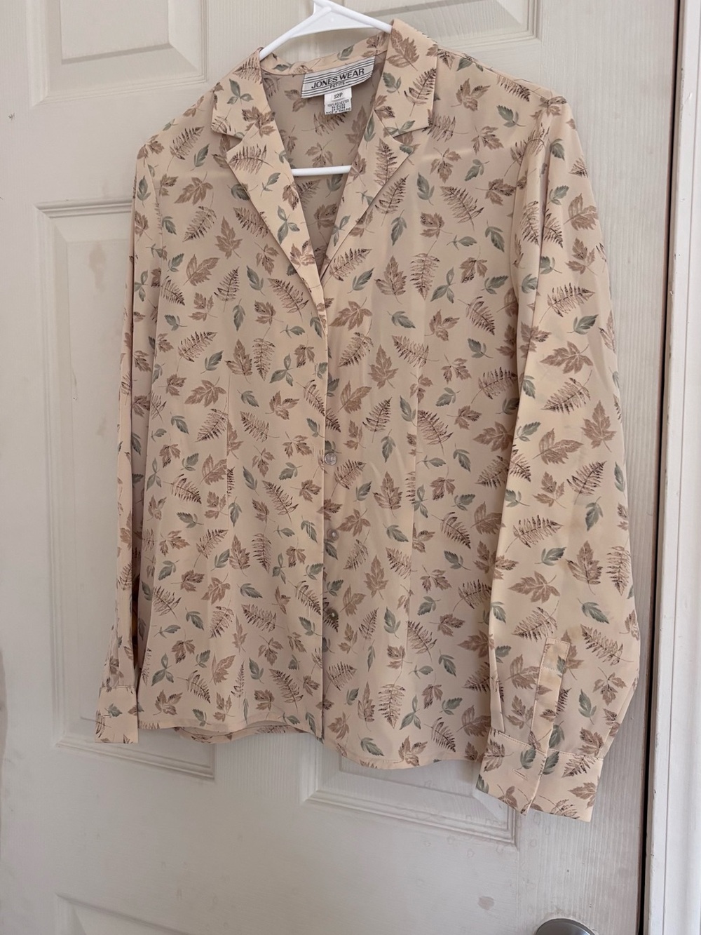 Jones’s wear petite size 12p women’s blouse